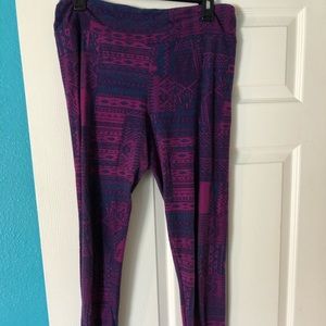 LuLaRoe tall and curvy leggings